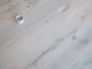 Picture of Epsom Rustic Oak 190 x 14mm White Washed Matt Lacquered